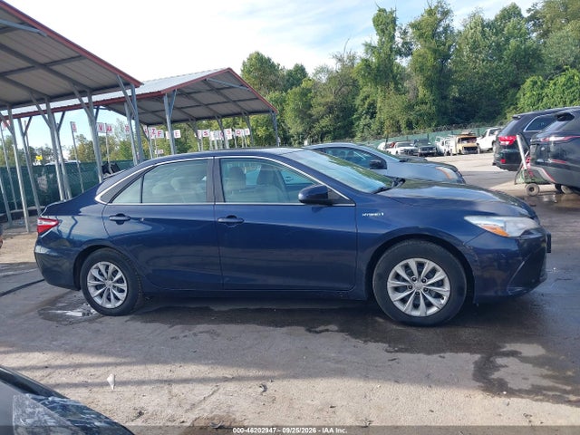 2016 Toyota Camry Hybrid Le მანქანა იყიდება აუქციონზე, vin: 4T1BD1FK0GU196399, აუქციონის ნომერი: 46202947
