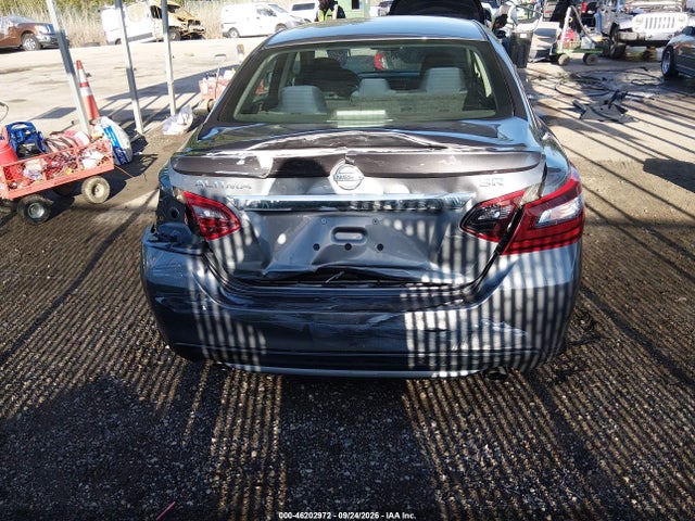 2018 Nissan Altima 2.5 Sr მანქანა იყიდება აუქციონზე, vin: 1N4AL3AP5JC131777, აუქციონის ნომერი: 46202972