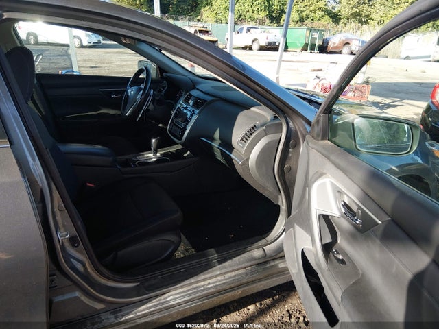 2018 Nissan Altima 2.5 Sr მანქანა იყიდება აუქციონზე, vin: 1N4AL3AP5JC131777, აუქციონის ნომერი: 46202972