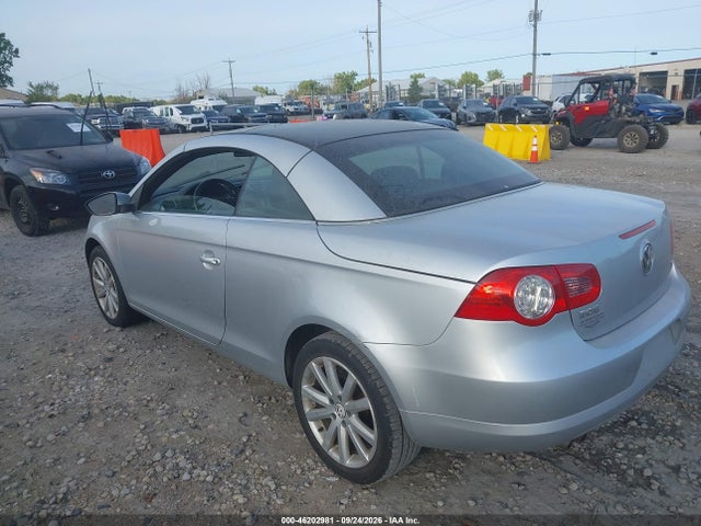 46202981 :رقم المزاد ، WVWBA7AH1AV015002 vin ، 2010 Volkswagen Eos Komfort مزاد بيع