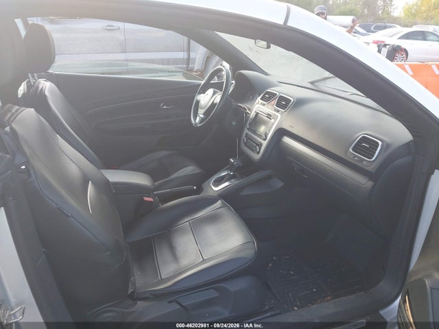 46202981 :رقم المزاد ، WVWBA7AH1AV015002 vin ، 2010 Volkswagen Eos Komfort مزاد بيع