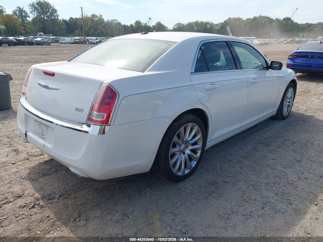 46203040 :رقم المزاد ، 2C3CCAAGXDH703455 vin ، 2013 Chrysler 300 Motown مزاد بيع