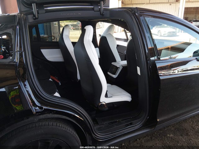 Tesla Model X Dual Motor All-wheel Drive/standard Range 2023 7SAXCBE5XPF404668 Image 8