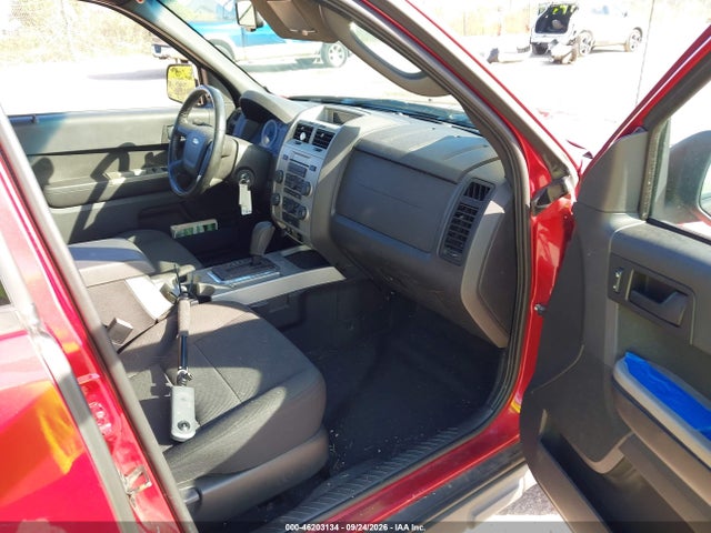 46203134 :رقم المزاد ، 1FMCU03729KB09311 vin ، 2009 Ford Escape Xlt مزاد بيع