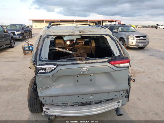 Toyota Rav4 Xle Premium 2023 2T3C1RFV9PW252675 Image 17