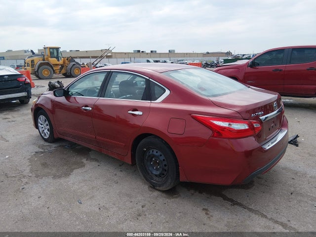 Nissan Altima 2.5 S 2016 1N4AL3AP8GN333834 Image 3