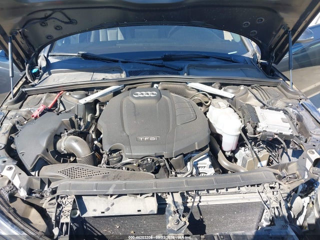 46203206 :رقم المزاد ، WAUGMAF4XKN012162 vin ، 2019 Audi A4 40 Titanium Premium مزاد بيع