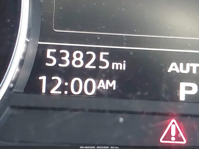 46203206 :رقم المزاد ، WAUGMAF4XKN012162 vin ، 2019 Audi A4 40 Titanium Premium مزاد بيع