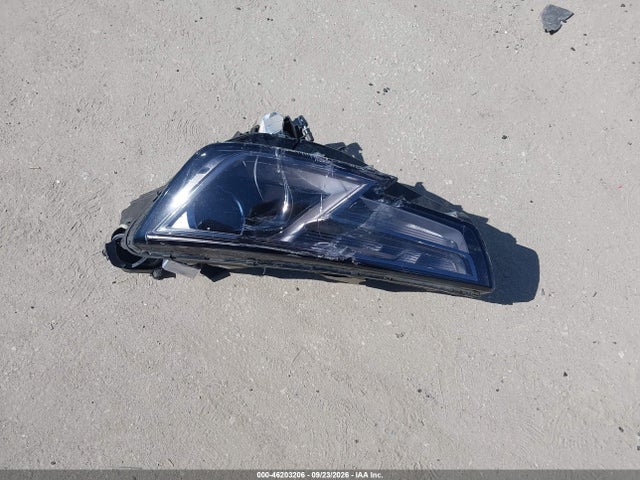 46203206 :رقم المزاد ، WAUGMAF4XKN012162 vin ، 2019 Audi A4 40 Titanium Premium مزاد بيع