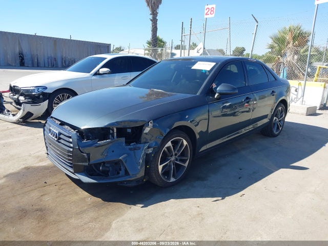 46203206 :رقم المزاد ، WAUGMAF4XKN012162 vin ، 2019 Audi A4 40 Titanium Premium مزاد بيع