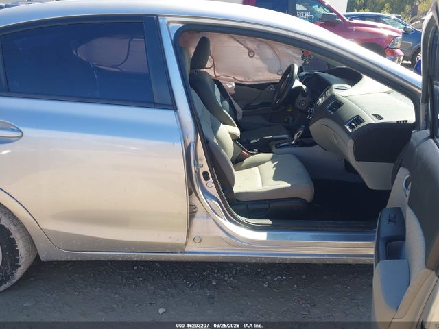 46203207 :رقم المزاد ، 19XFB2F55FE051562 vin ، 2015 Honda Civic Lx مزاد بيع