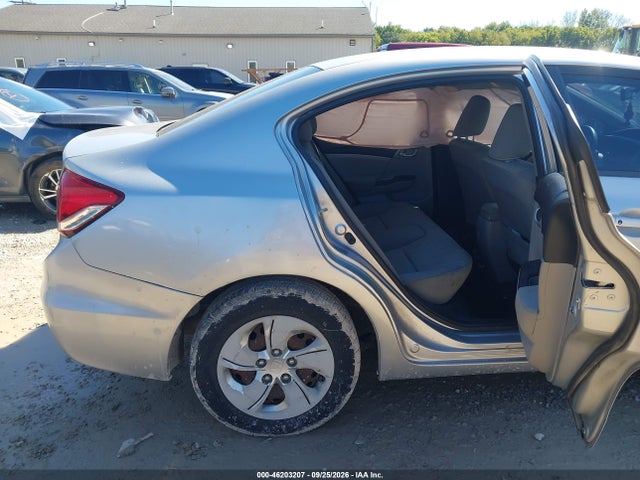 46203207 :رقم المزاد ، 19XFB2F55FE051562 vin ، 2015 Honda Civic Lx مزاد بيع