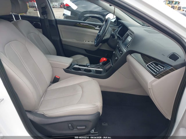 Продажа на аукционе авто 2017 Hyundai Sonata Limited, vin: 5NPE34AF4HH467086, номер лота: 46203214