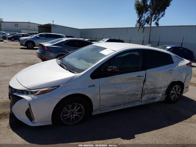 Toyota Prius Prime Premium 2019 JTDKARFP8K3116899 Image 6