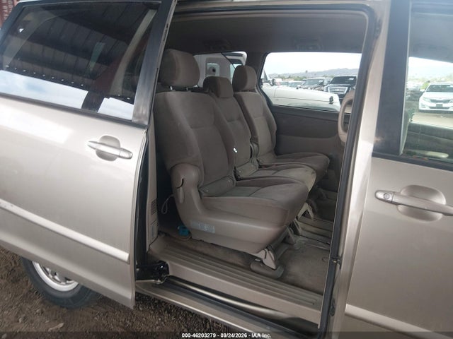 46203279 :رقم المزاد ، 5TDZK23C88S222605 vin ، 2008 Toyota Sienna Le مزاد بيع