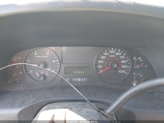 46203297 :رقم المزاد ، 1FDAF57PX5EB95842 vin ، 2005 Ford Super Duty F-550 Drw Xl/xlt مزاد بيع