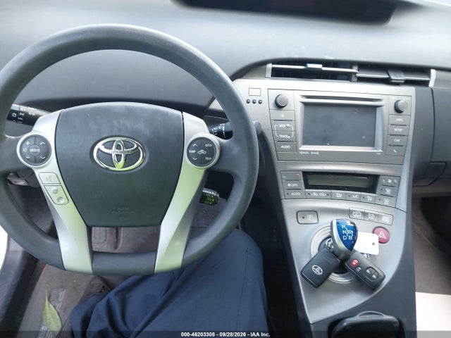 Toyota PRIUS PLUG-IN 2014 JTDKN3DPXE3063745 Image 11