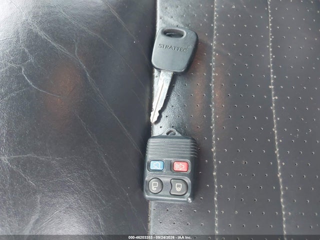 2002 Ford Mustang Gt Deluxe/gt Premium მანქანა იყიდება აუქციონზე, vin: 1FAFP42X22F191434, აუქციონის ნომერი: 46203353