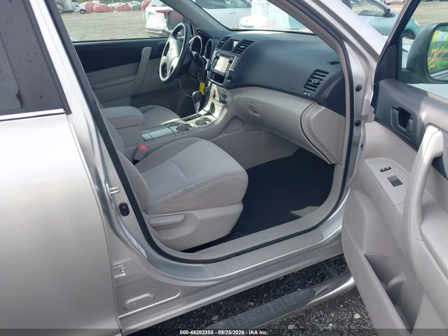 Aukcja sprzedaży 2013 Toyota Highlander Base V6, vin: 5TDBK3EH7DS252009, numer aukcji: 46203355