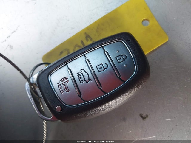 Продажа на аукционе авто 2018 Hyundai Elantra Value Edition, vin: 5NPD84LF5JH301059, номер лота: 46203398