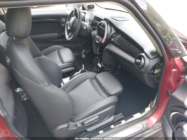 Продажа на аукционе авто 2021 Mini Hardtop Cooper S, vin: WMWXR5C05M2N40142, номер лота: 46203486