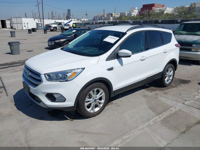 Продаж на аукціоні авто 2017 Ford Escape Se, vin: 1FMCU0GD8HUA32477, номер лоту: 46203561