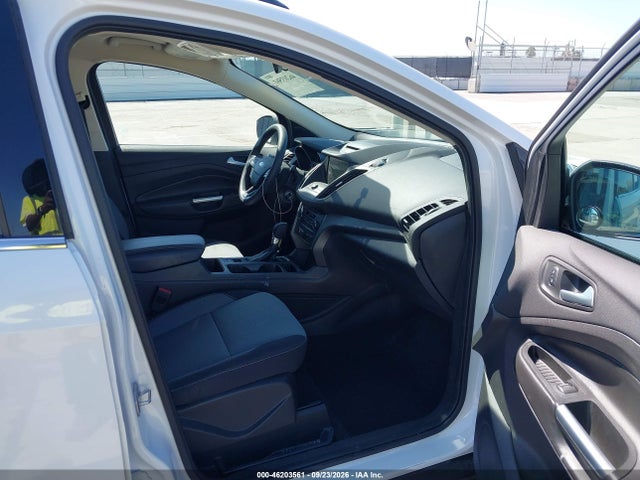Продаж на аукціоні авто 2017 Ford Escape Se, vin: 1FMCU0GD8HUA32477, номер лоту: 46203561