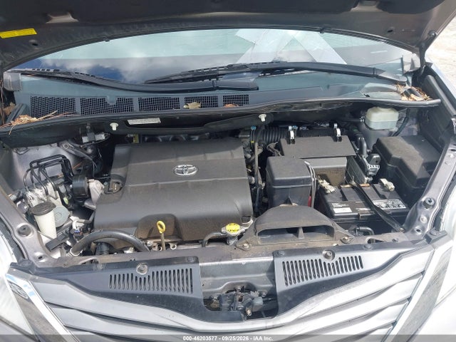 Продажа на аукционе авто 2014 Toyota Sienna Xle V6 8 Passenger, vin: 5TDYK3DC4ES469566, номер лота: 46203577
