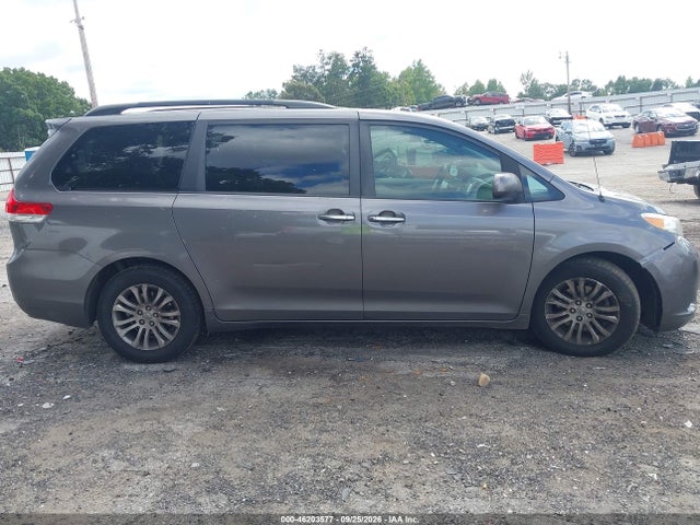 Продажа на аукционе авто 2014 Toyota Sienna Xle V6 8 Passenger, vin: 5TDYK3DC4ES469566, номер лота: 46203577
