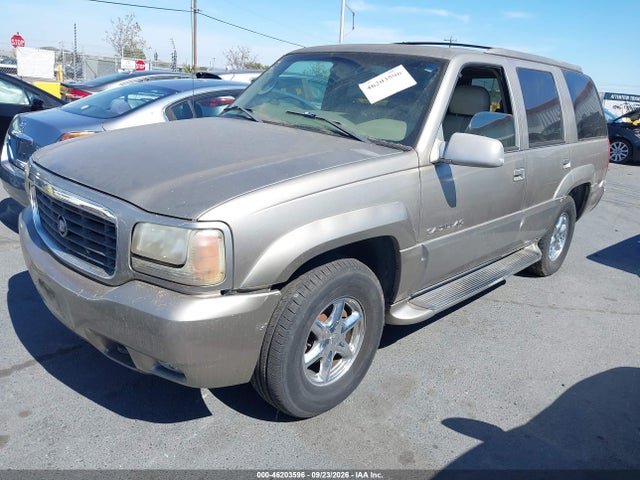 Продажа на аукционе авто 2000 Cadillac Escalade Standard, vin: 1GYEK13R7YR113641, номер лота: 46203596