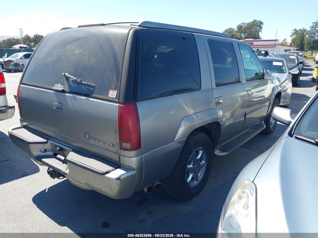 Продажа на аукционе авто 2000 Cadillac Escalade Standard, vin: 1GYEK13R7YR113641, номер лота: 46203596