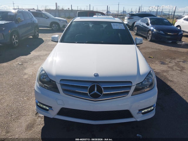 2013 Mercedes-benz C-class C 250 Sport მანქანა იყიდება აუქციონზე, vin: WDDGF4HB0DA789850, აუქციონის ნომერი: 46203713