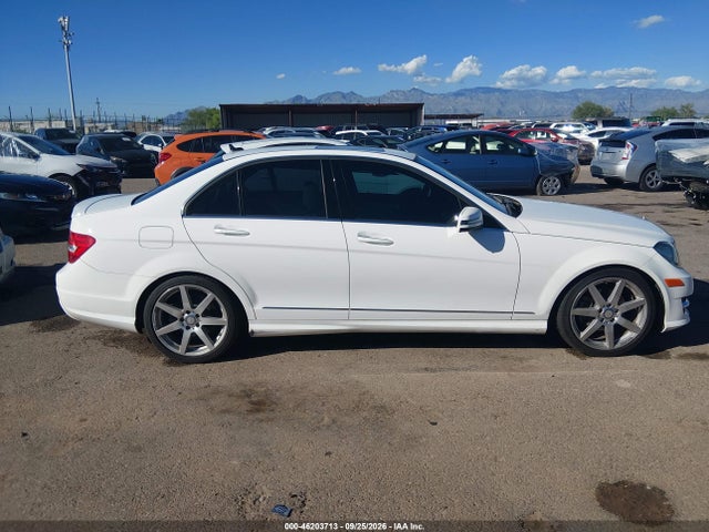 2013 Mercedes-benz C-class C 250 Sport მანქანა იყიდება აუქციონზე, vin: WDDGF4HB0DA789850, აუქციონის ნომერი: 46203713