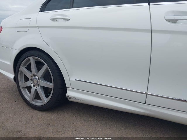 2013 Mercedes-benz C-class C 250 Sport მანქანა იყიდება აუქციონზე, vin: WDDGF4HB0DA789850, აუქციონის ნომერი: 46203713