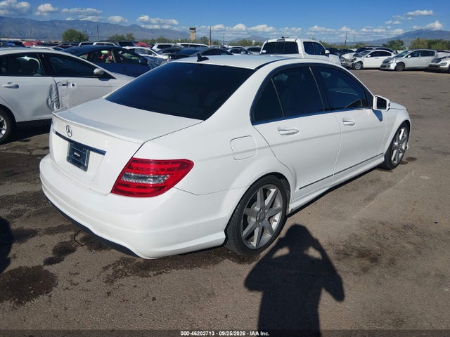2013 Mercedes-benz C-class C 250 Sport მანქანა იყიდება აუქციონზე, vin: WDDGF4HB0DA789850, აუქციონის ნომერი: 46203713