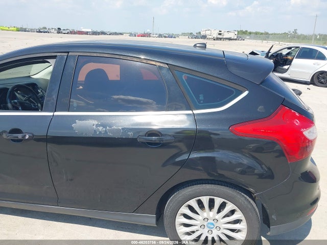 Продаж на аукціоні авто 2012 Ford Focus Titanium, vin: 1FAHP3N2XCL428774, номер лоту: 46203756