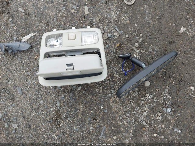 46203774 :رقم المزاد ، 4T1BE32KX3U655107 vin ، 2003 Toyota Camry Le مزاد بيع