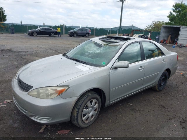 46203774 :رقم المزاد ، 4T1BE32KX3U655107 vin ، 2003 Toyota Camry Le مزاد بيع