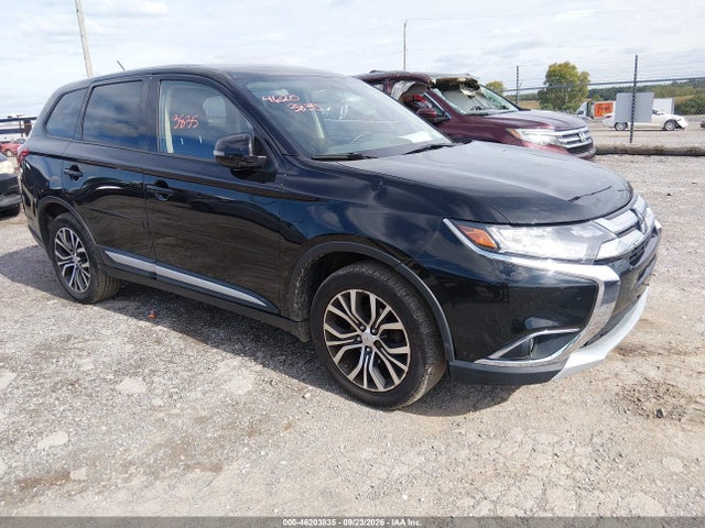 Продажа на аукционе авто 2016 Mitsubishi Outlander Se, vin: JA4AZ3A32GZ058051, номер лота: 46203835