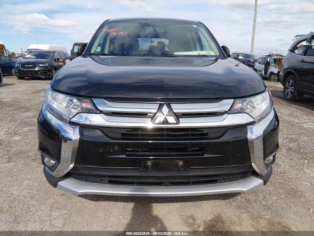 Продажа на аукционе авто 2016 Mitsubishi Outlander Se, vin: JA4AZ3A32GZ058051, номер лота: 46203835