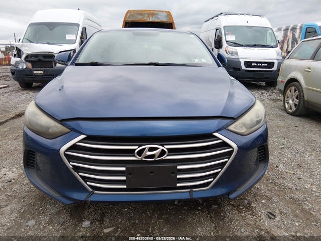 2017 Hyundai Elantra Se მანქანა იყიდება აუქციონზე, vin: 5NPD84LFXHH023124, აუქციონის ნომერი: 46203840