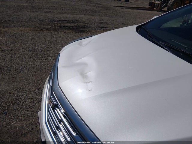 46203847 :رقم المزاد ، 1GYKNFRS4JZ181757 vin ، 2018 Cadillac Xt5 Premium Luxury مزاد بيع