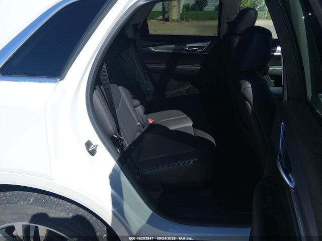 46203847 :رقم المزاد ، 1GYKNFRS4JZ181757 vin ، 2018 Cadillac Xt5 Premium Luxury مزاد بيع
