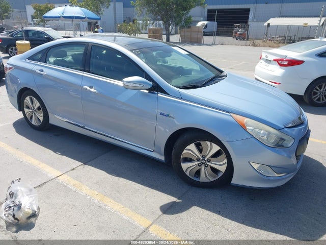 2013 Hyundai Sonata Hybrid Limited მანქანა იყიდება აუქციონზე, vin: KMHEC4A43DA075180, აუქციონის ნომერი: 46203854