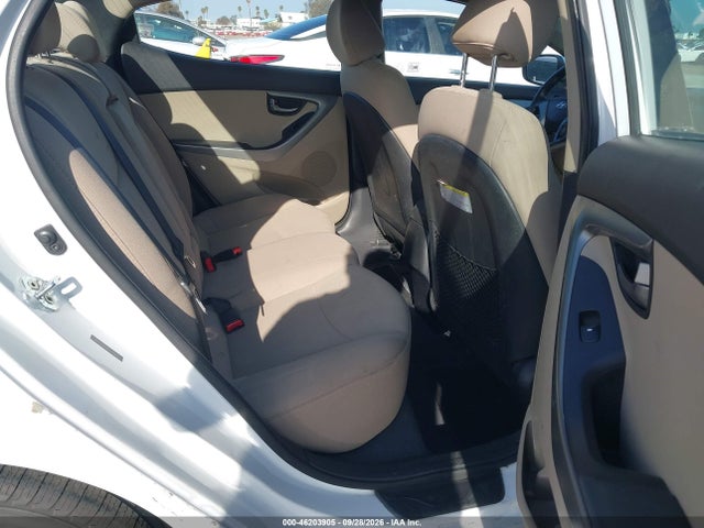 5NPDH4AE8GH729470 Hyundai ELANTRA SE