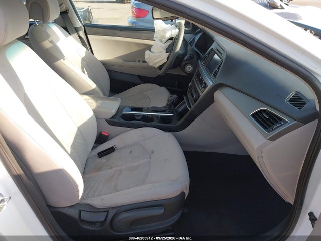 Продаж на аукціоні авто 2016 Hyundai Sonata 2.4l Se, vin: 5NPE24AF8GH372161, номер лоту: 46203912
