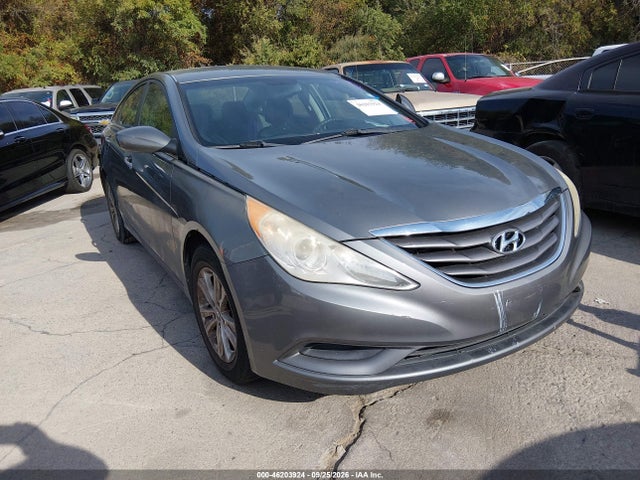 2013 Hyundai Sonata Gls მანქანა იყიდება აუქციონზე, vin: 5NPEB4AC8DH733079, აუქციონის ნომერი: 46203924