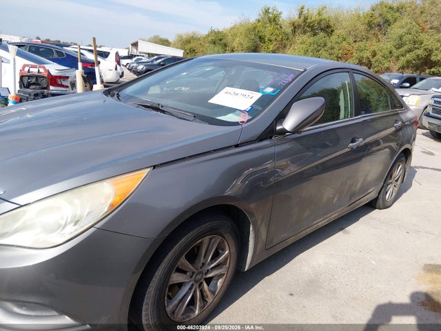 2013 Hyundai Sonata Gls მანქანა იყიდება აუქციონზე, vin: 5NPEB4AC8DH733079, აუქციონის ნომერი: 46203924