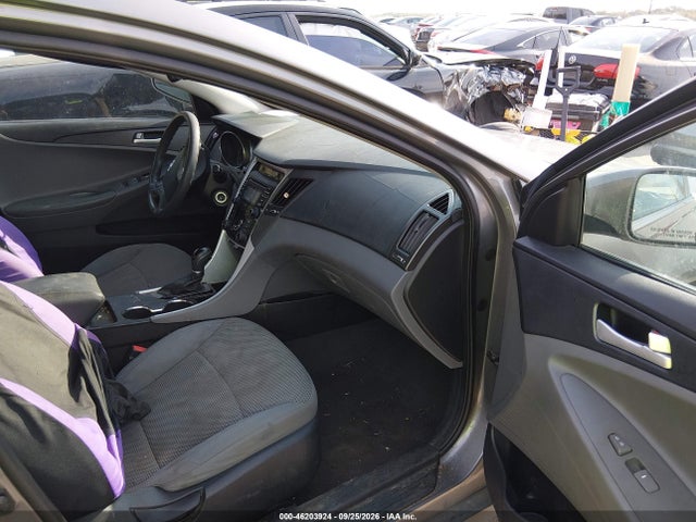 2013 Hyundai Sonata Gls მანქანა იყიდება აუქციონზე, vin: 5NPEB4AC8DH733079, აუქციონის ნომერი: 46203924