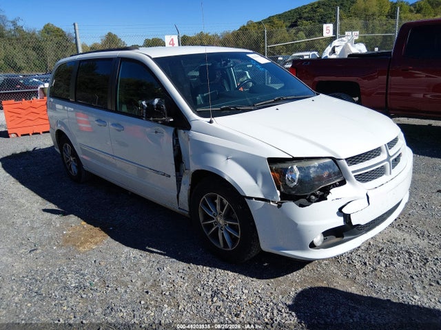 Auction sale of the 2014 Dodge Grand Caravan R/t, vin: 2C4RDGEG7ER335859, lot number: 46203935